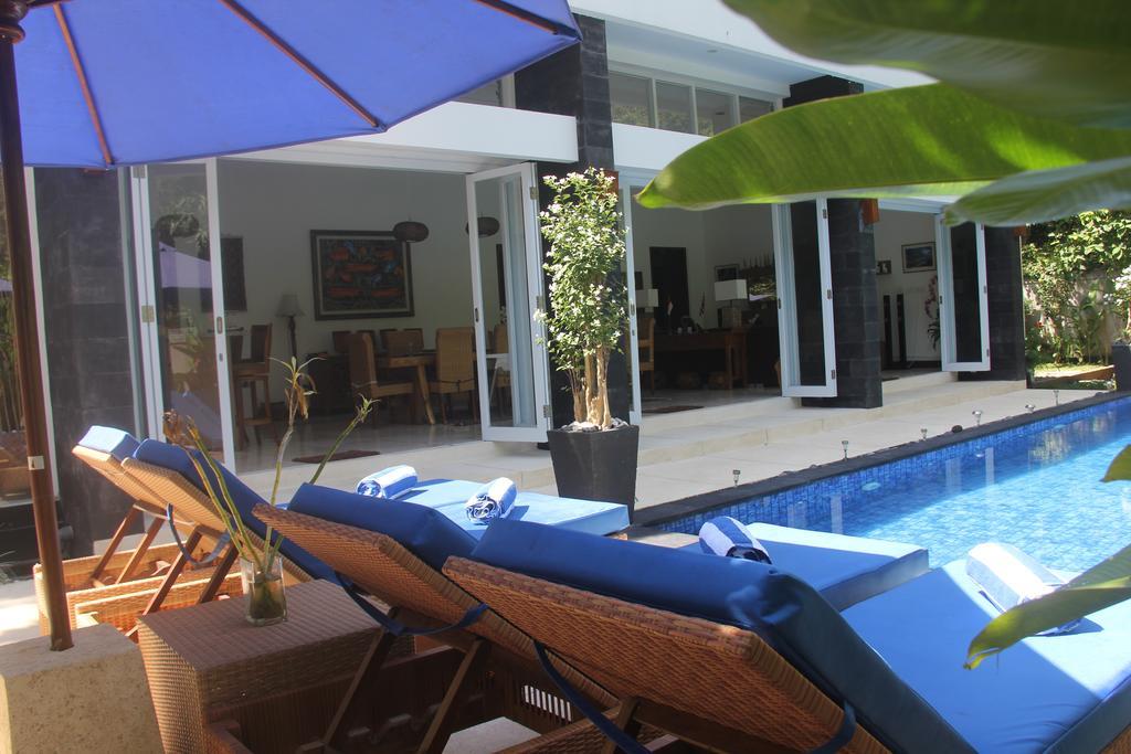 Narvik Villa Lombok Exteriör bild