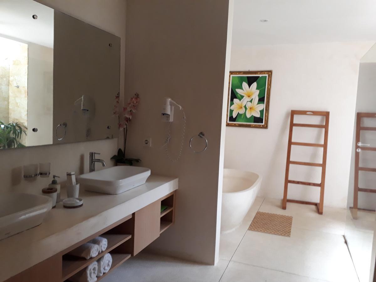 Narvik Villa Lombok Exteriör bild