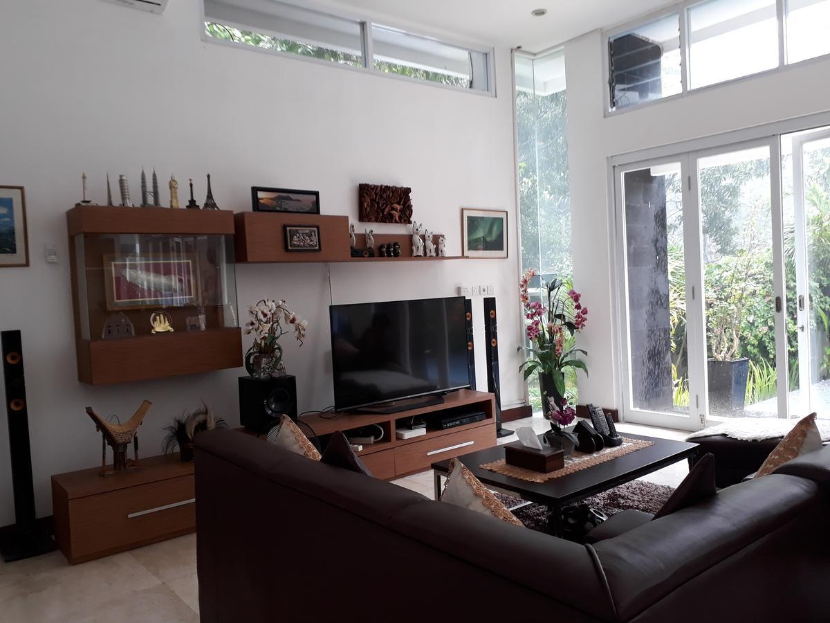 Narvik Villa Lombok Exteriör bild