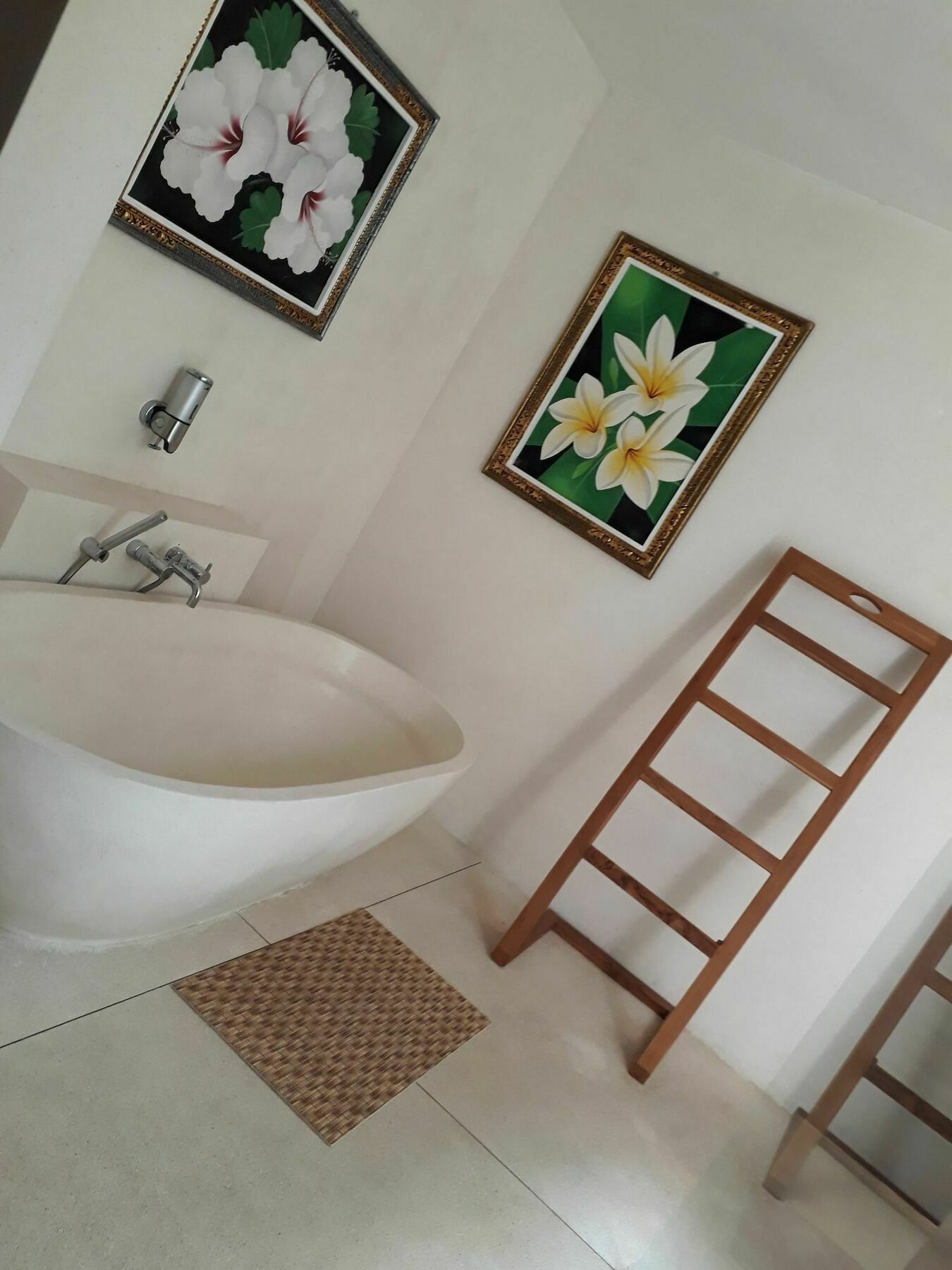Narvik Villa Lombok Exteriör bild