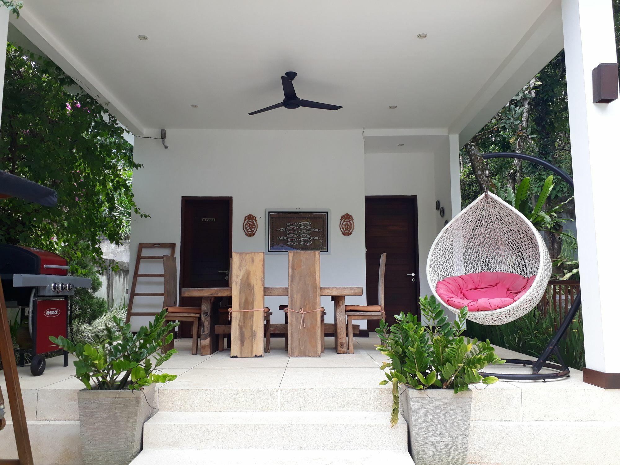 Narvik Villa Lombok Exteriör bild